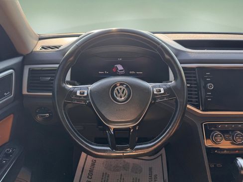 Used 2018 Volkswagen Atlas SEL Premium image 18