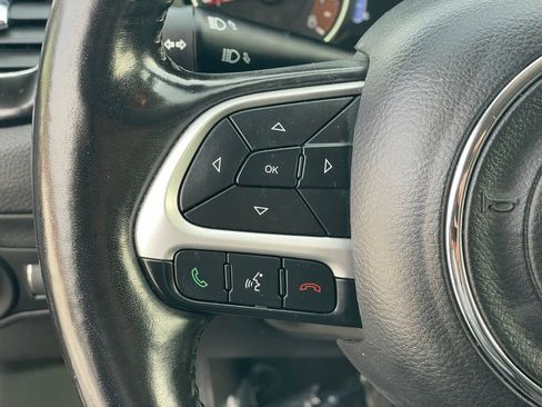 Used 2019 Jeep Compass Altitude image 14