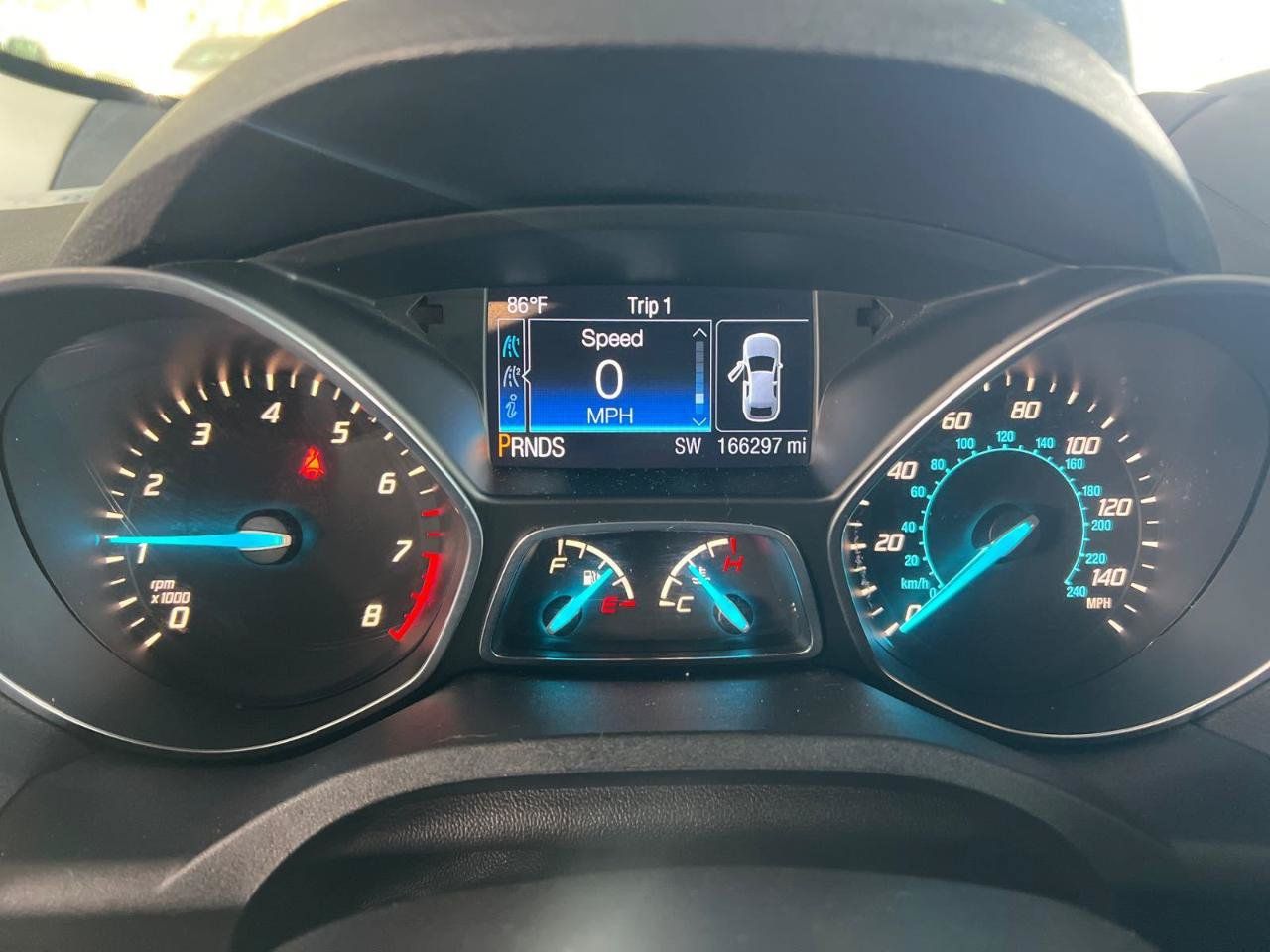 Used 2014 Ford Escape Titanium w/ Equipment Group 401A AWD/4WD image 18