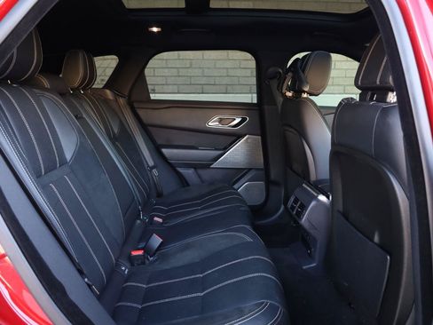Used 2019 Land Rover Range Rover Velar R-Dynamic SE AWD/4WD image 26