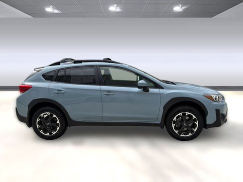 Used 2021 Subaru Crosstrek 2.0i Premium w/ Moonroof Package AWD/4WD image 8
