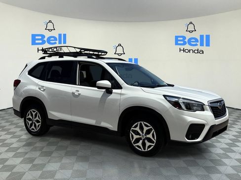 Used 2021 Subaru Forester Premium AWD/4WD image 6
