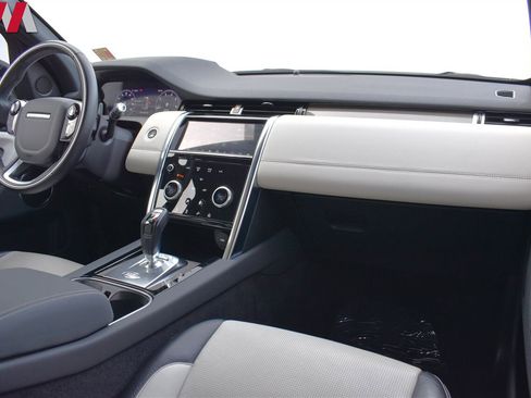 Used 2020 Land Rover Discovery Sport S R-Dynamic image 12