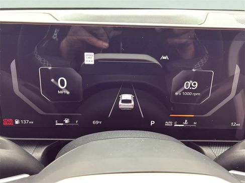 New 2025 Kia K4 GT-Line image 25