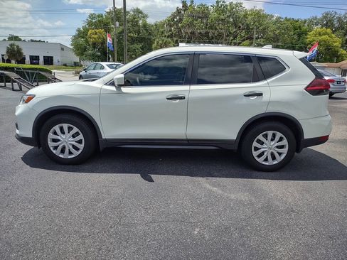 Used 2020 Nissan Rogue S image 6