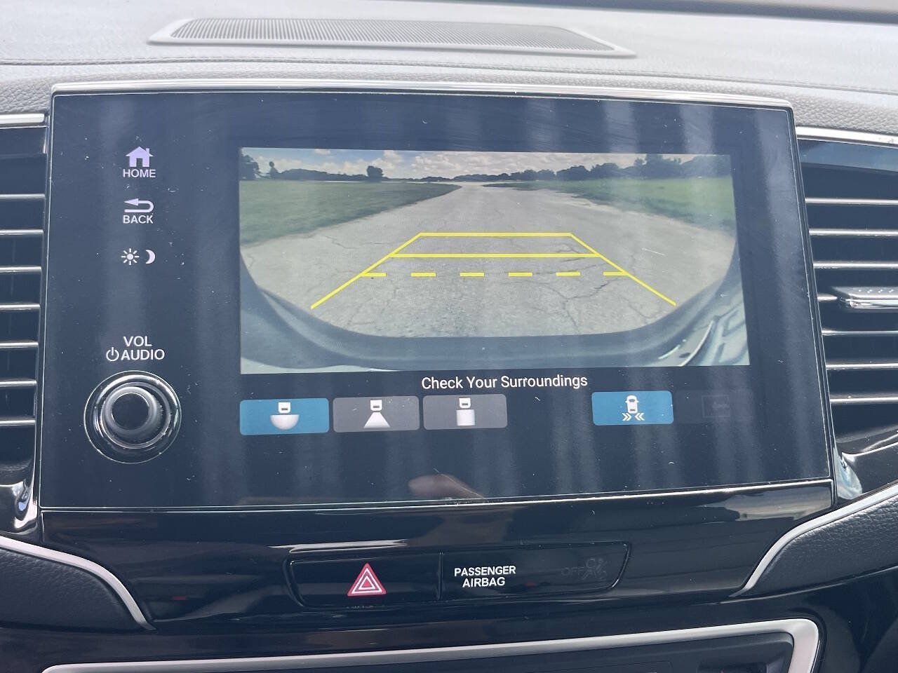 Used 2020 Honda Pilot Touring image 37