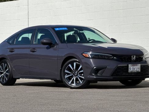 Certified 2024 Honda Civic EX-L image 2