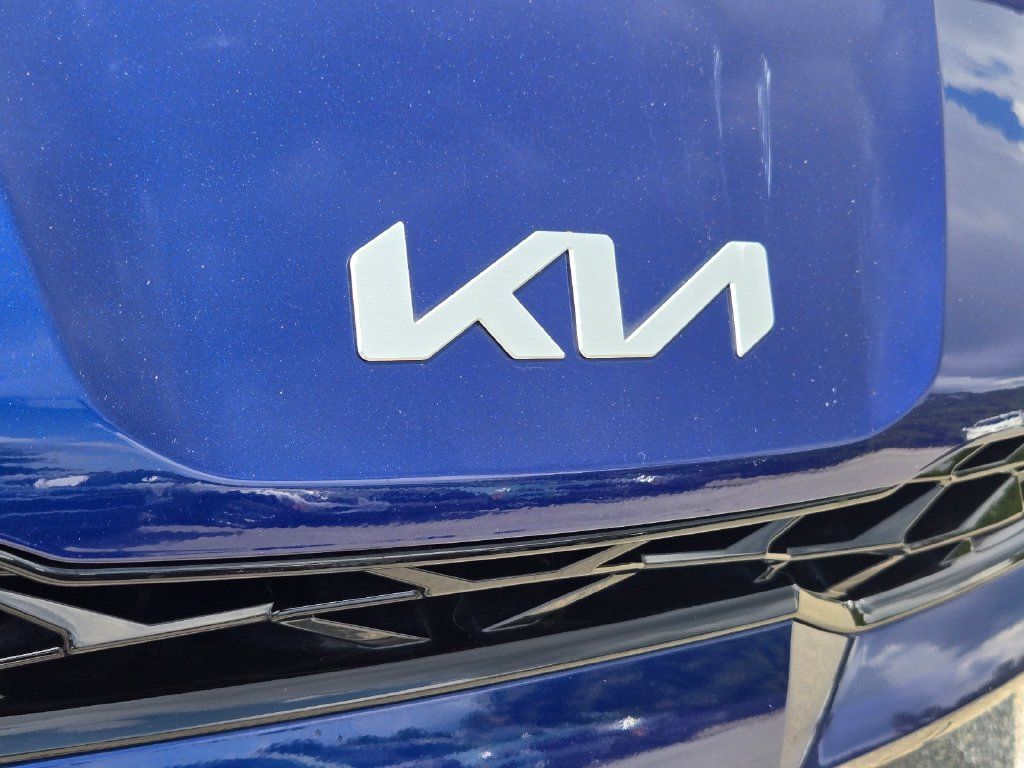 Certified 2025 Kia K5 GT-Line FWD image 5