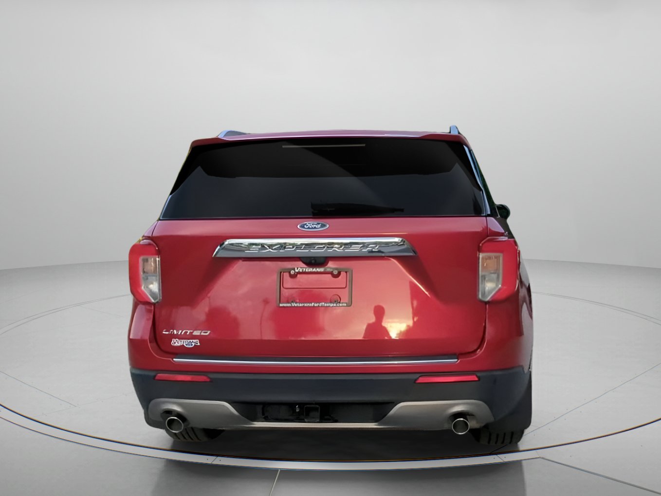 Certified 2022 Ford Explorer Limited RWD image 24