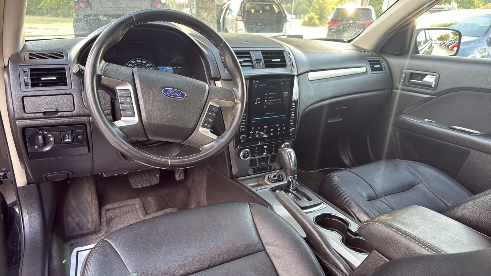 Used 2010 Ford Fusion Hybrid FWD image 12