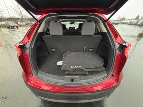 Used 2019 MAZDA CX-9 Touring w/ Touring Premium Package image 17