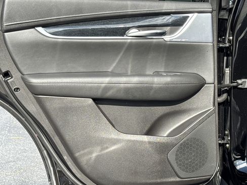 Certified 2025 Cadillac XT5 Premium Luxury image 24