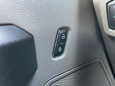 Used 2021 Ford F250 XL w/ Power Equipment Group image 25