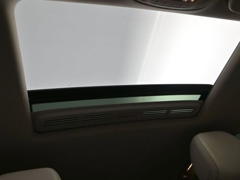 Used 2021 Mercedes-Benz GLE 350 image 26