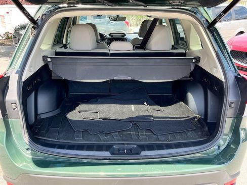 Used 2024 Subaru Forester Premium AWD/4WD image 27
