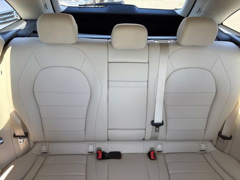Used 2018 Mercedes-Benz GLC 300 image 13