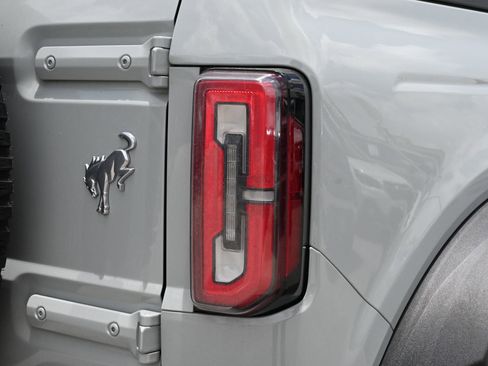 Used 2023 Ford Bronco Badlands AWD/4WD image 19