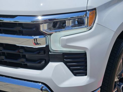 New 2026 Chevrolet Silverado 1500 LT w/ Texas Edition Plus AWD/4WD image 11