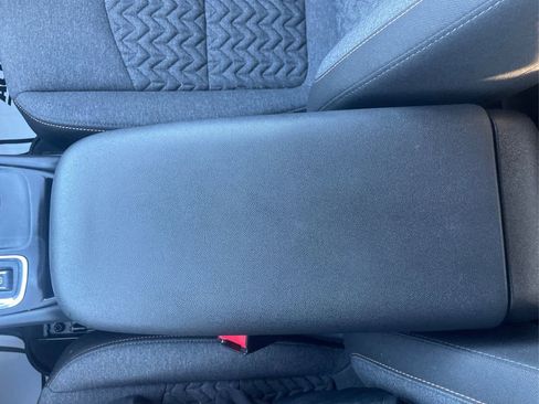 Used 2023 Chevrolet Equinox LT image 12