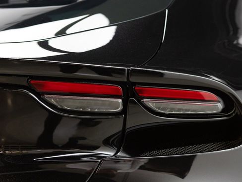 Used 2025 Ferrari Purosangue image 36