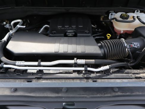 Certified 2024 Chevrolet Silverado 1500 Custom image 40