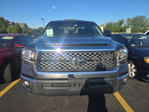 Used 2020 Toyota Tundra SR5 w/ SR5 Upgrade Package AWD/4WD image 2