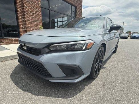 Used 2022 Honda Civic Sport image 11