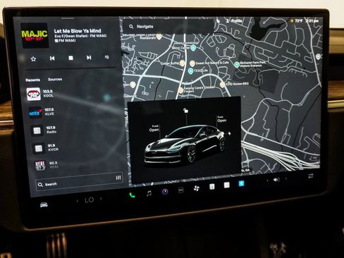 Used 2021 Tesla Model S Plaid AWD/4WD image 18