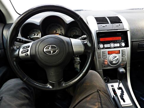Used 2010 Scion tC FWD image 14