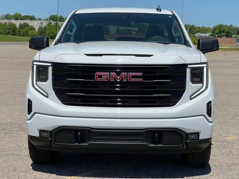 Used 2026 GMC Sierra 1500 Elevation AWD/4WD image 46
