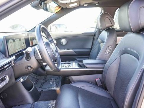 Used 2023 Genesis GV60 Advanced AWD/4WD image 19
