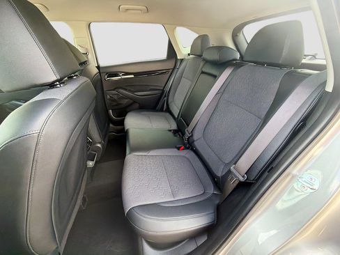 Used 2024 Kia Seltos S AWD/4WD image 29