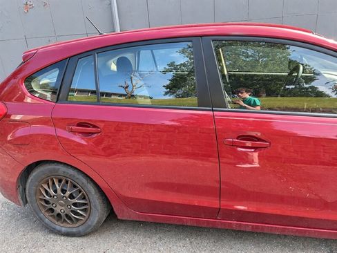 Used 2014 Subaru Impreza 2.0i AWD/4WD image 22