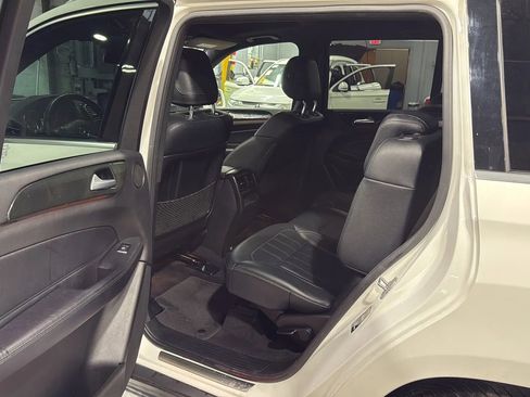 Used 2019 Mercedes-Benz GLS 450 4MATIC image 27