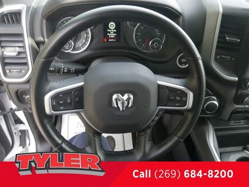 Used 2023 RAM 1500 Big Horn AWD/4WD image 30