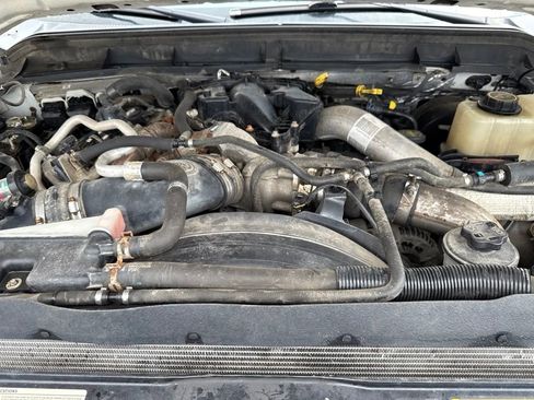 Used 2016 Ford F250 Lariat w/ Lariat Ultimate Package AWD/4WD image 46