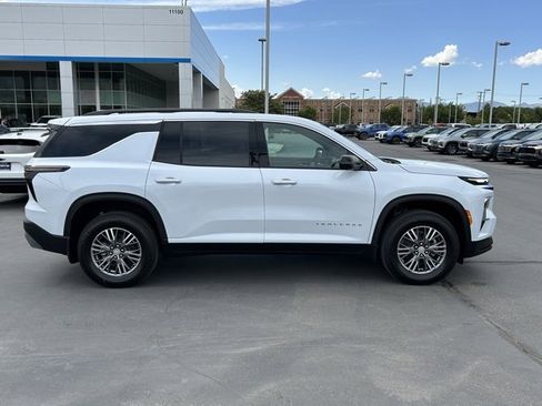 New 2026 Chevrolet Traverse LT w/ Driver Confidence Package image 6