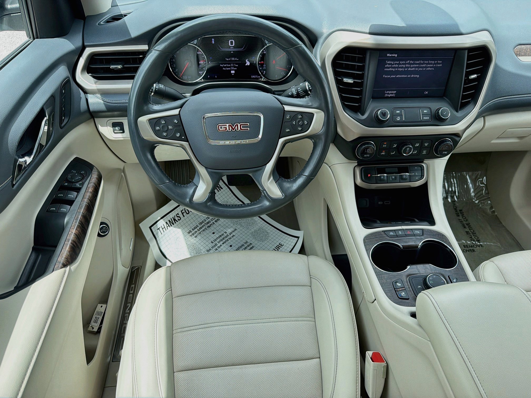 Used 2022 GMC Acadia Denali w/ Denali Ultimate Package FWD image 17