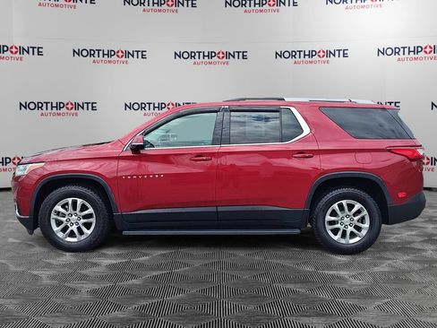 Used 2018 Chevrolet Traverse LT AWD/4WD image 3