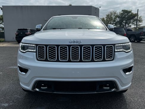 Used 2019 Jeep Grand Cherokee Overland image 2