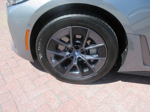 Used 2024 BMW i4 eDrive35 w/ Premium Package RWD image 78