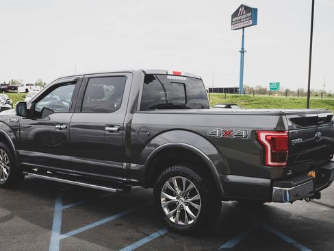 Used 2015 Ford F150 Lariat w/ Equipment Group 502A Luxury AWD/4WD image 25