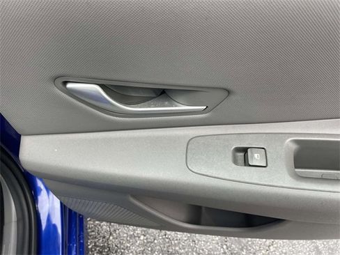 Certified 2023 Hyundai Elantra SEL w/ Convenience Package image 11