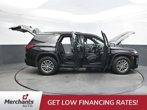 Used 2023 Chevrolet Traverse LT AWD/4WD image 52