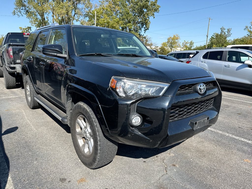 Used 2016 Toyota 4Runner SR5 AWD/4WD image 5