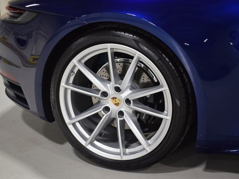 Used 2023 Porsche 911 Carrera S w/ Sport Package image 15