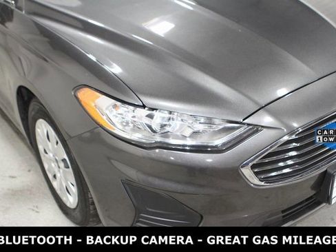 Used 2019 Ford Fusion S image 9