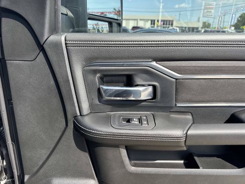 Used 2026 RAM 2500 Laramie AWD/4WD image 14