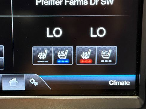 Used 2016 Ford F350 Lariat w/ Lariat Ultimate Package AWD/4WD image 26