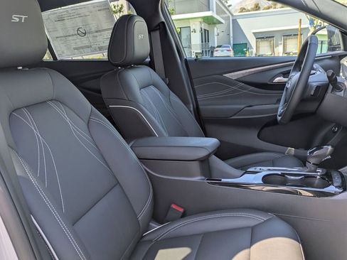 New 2026 Buick Envista Sport Touring w/ Studio Series image 12